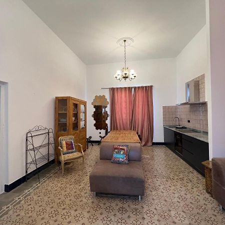La Casa Cuadrada Apartment El Coronil Luaran gambar