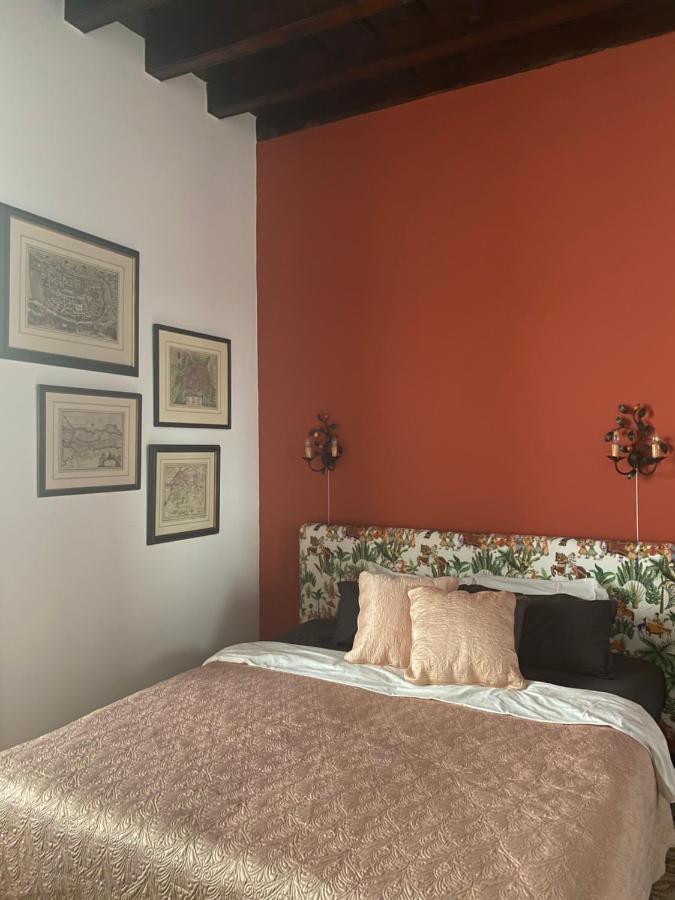 La Casa Cuadrada Apartment El Coronil Luaran gambar